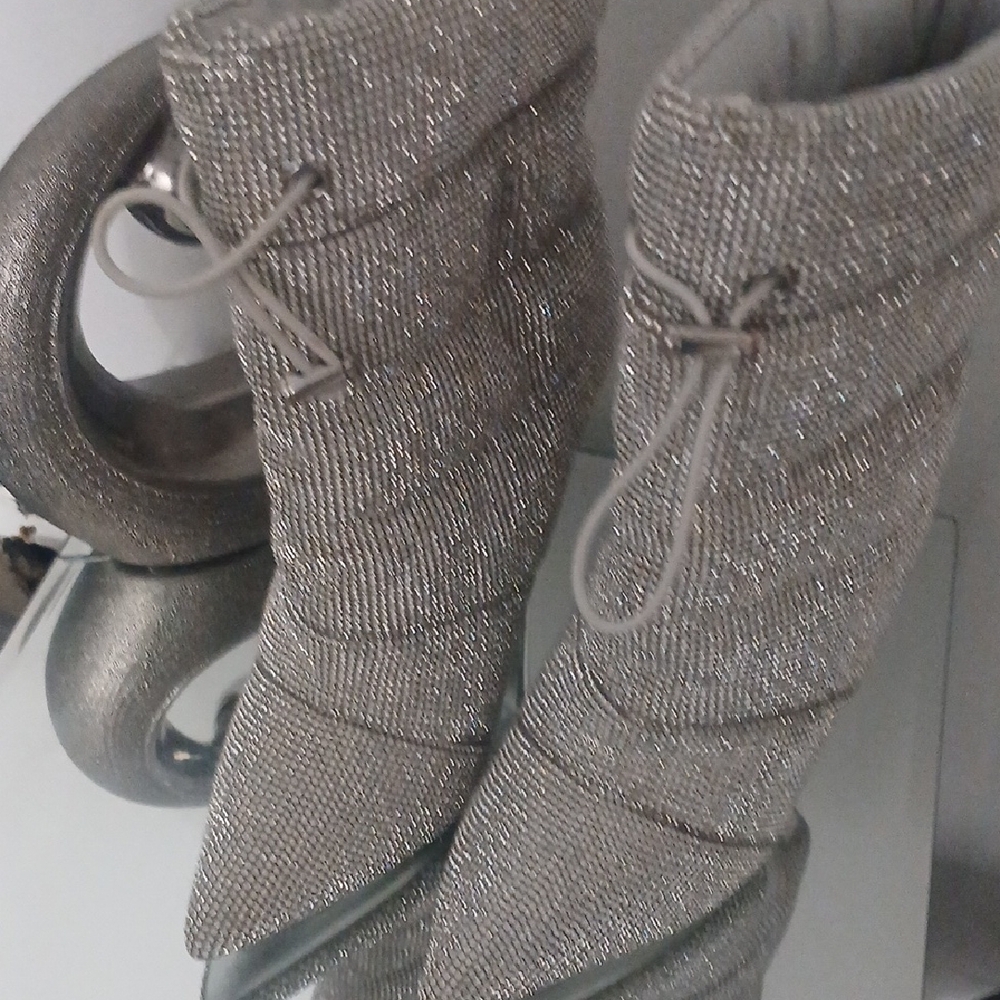 ❣️🩶Sparkle Knit Pointed Toe Ankle Booties - Silver
